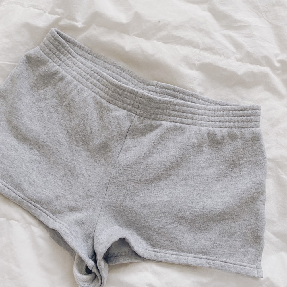 aritzia sweatshorts